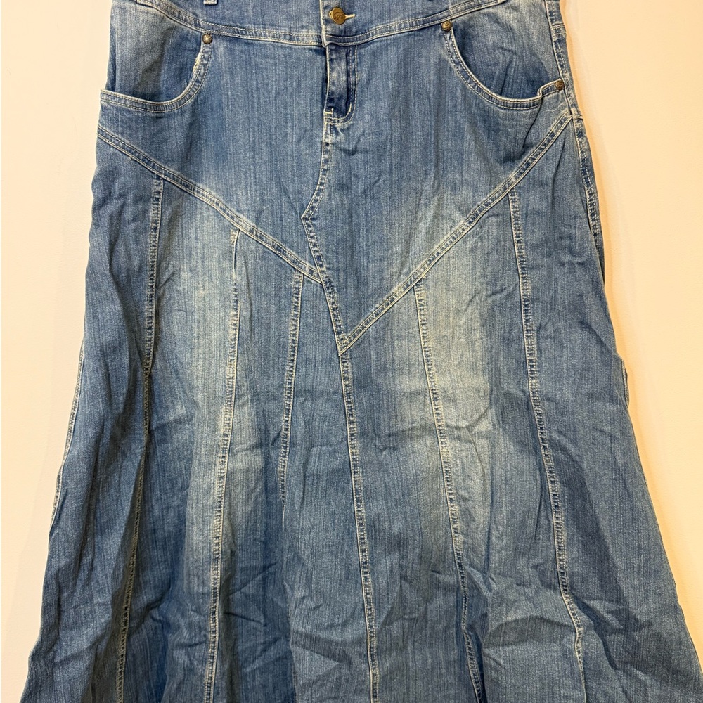 Style J Denim Skirt Size 36